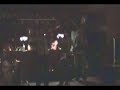 de jonges van roofless doen een nummertje van rex gildo (een goede vriend van de band)

slecht beeld