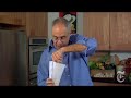 The Minimalist: Vanilla Meringues - NYTimes.com/Video