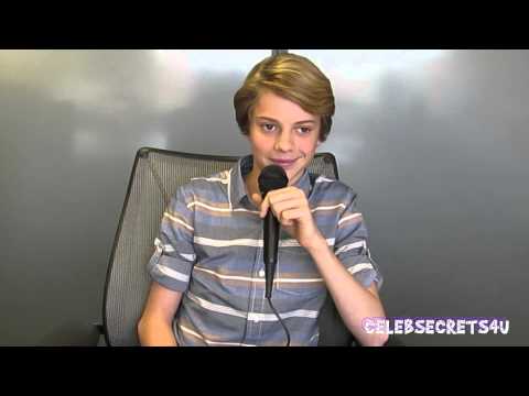 Riele Downs desktop Wallpapers