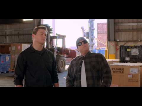 22 JUMP STREET Film Clip