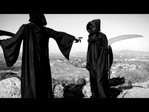 'Death By Death' - Cory Williams  Corey Vidal (Halloween 2009) [Closed Captioned]
