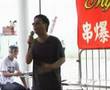 8月5日，My Radio特備節目︰『串爆皇后Show』，黃毓民表演棟篤串(一)。
