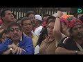 López Obrador AMLO le da la mano a Martín Esparza del SME