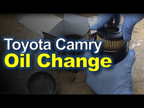 Toyota Camry Oil Change 2.5L