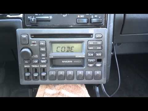 How to remove and install a Volvo SC series radio in a 850, 960, S90, S70, V70, S40 – Auto Repair