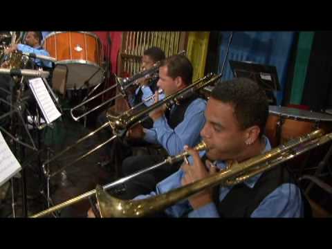 Geen vergelijkbare Big Band uitvoering gevonden, wel hetzelfde arrangement uitgevoerd door Brass Ban