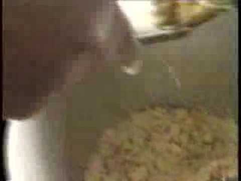Pisco: comida caliente para damnificados
