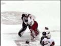 videos de Hockey - Video Mike Vernon beating the crap out of Patrick Roy on Fight Night.mpg