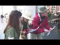 Si�n Berry: Urban Dinosaur Hunt