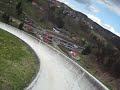 Crash mit Schlitten auf Rodelbahn