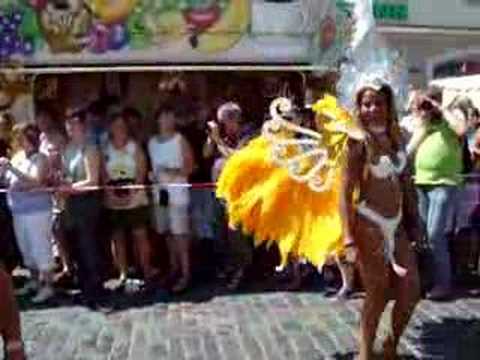 Samba Festival Coburg 2007 Parade (Part 3 of 8) screen 1