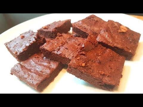 Healthier Dark Chocolate Brownies - Treats don't have to be treacherous with these tasty brownies!