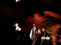 Carla Fasolo - Viagem UK Pub Beatles quarto 249.AVI