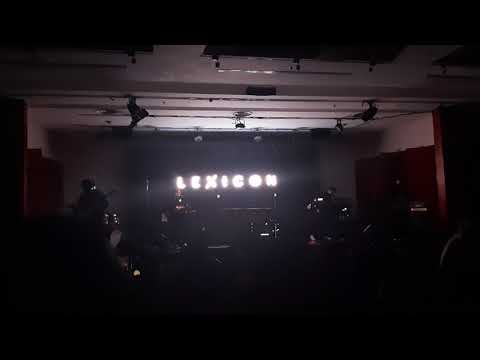 Terima kasih, LEXICON - Isyana Sarasvati Intimate Showcase LEXICON di Shoemaker Studios