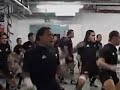 Haka 2006  en el vestuario