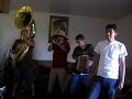 tuba y acordeon - el Z9