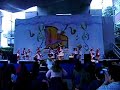 porristas de frailes bailando