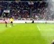 Stekelenburg stopt penalty NEC 20-10-2007