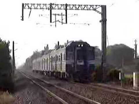 電車EMU500