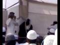 Sheikh Adel Al-Kalbani preparing for khutbaa in Mumbai