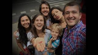 Ascende Sua Luz - Premavatar feat. Govinda Jaya Jaya