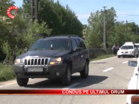 politie - Durere, neputinta si disperare!Agentul sef principal de politie Gheorghe Herovic,care a decedat, joi, în urma unui infarct miocardic, a fost condus pe ultimu...