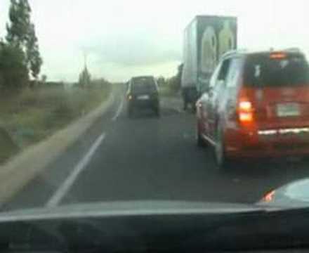 course de voiture sur les routes du ...