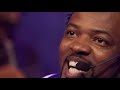 Grupo Revelação - Saudade do Amor (Ao Vivo no Morro)