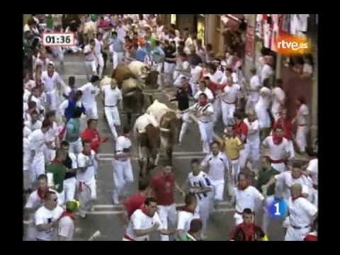 Primer encierro de San Ferm&iacute;n con dos heridos 