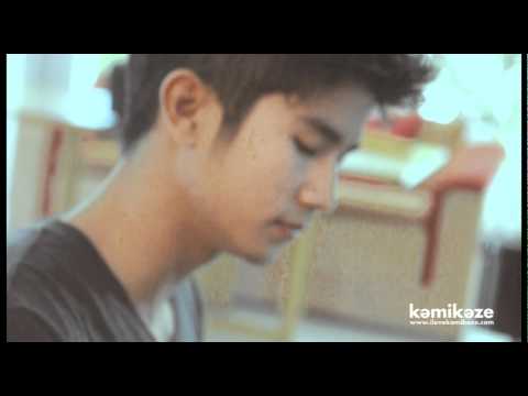 www.ilovekamikaze.com - เคยเห็นแต่หนุ่มPoppy(K-otic)โชว์เดี่ยวกีตาร์บ่อยๆ แต่วันนี้พิเศษมากๆ เมื่อ Poppy...