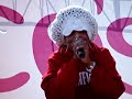 macy-gray-sings-on-the-view-march-2007.html