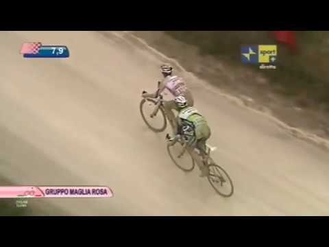 Il fango eroico della tappa di Montalcino al Giro d'Italia del 2010