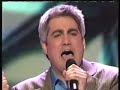 Taylor Hicks sings \"Do I Make You Proud\" Taylor Hicks sings \"Do I Make You Proud\"