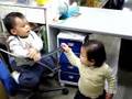 『おかあさんといっしょ』のDVDでノリノリダンス♪