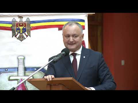 Президент страны принял участие в заседании Республиканского совета Союза офицеров РМ