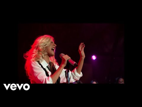 Christina Aguilera - Understund (live)