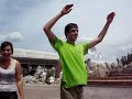 Gardaland - Tre pazzi nella fontana!