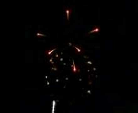 Tower Hamlets Fireworks 5/11/06