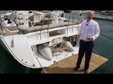 Bavaria - http://www.bavaria-yachtbau.com On board of the CRUISER 56 with Product Manager Daniel Kohl (English). An Board der CRUISER 56 mit Produktmanager Daniel Kohl...