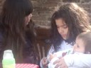 olivia con martina y paz