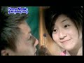 singer: harlem yu (???-yu chen ching)

????????????????
nan yi wang ji chu ci jian ni yi shaung mi ren de yan jing
??????????????? 
zai wo nao hai li ni de shen ying hui shan bu qu
??????????? 
wo ni de shuang shou gan jue ni de wen rou
????????? 
zhe de you dian tou bu guo qi
?????????
ni de tian zhen wo xiang chen xi 
??????????? 
kan dao ni shou wei qu wo hui shang xin
?????????? 
zhi pa wo zi ji hui ai shang ni
????????? 
bu gan rang zi ji kao de tai jin
?????????? 
pa wo mei shen me neng gou gei ni 
?????????? 
ai ni ye xu yao hen da de yong qi
?????????? 
zhi pa wo zi ji hui ai shang ni
????????? 
ye qu you tian hui qing bu zi jin
??????????? 
xiang nian zhi rang zi ji ku le zi ji 
????????? 
ai shang ni shi wo qing fei de yi
????????????? 
shen me yuan yin wo jing ran you hui yu jian ni
????????? 
wo zhen de zhen de bu yuan yi
?????????
jiu zhe yang xian ru ai de xian jing


credit: sony az