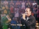 hisham abbas is introduced he sings one of hs hits.