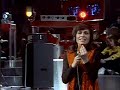 Mary Roos - So leb dein Leben 1972Deutsche Version von 'My Way' von Frank Sinatra 1968Mein Freund, einmal da fällt doch auch für dich der letzte Vorhang.Du gehst von dieser Welt und dann kommst du an jenem Tor an.Du weisst, dein Lebensweg war manchmal krumm und manchmal eben,dass du dann gradstehn kannst, so leb dein Leben!Dass du dann sagen kannst - Ich hab getan, was manchmal sein muss.Ich hab geliebt, getanzt, es ist nicht viel, was ich bereuen muss!Ich nahm, was mein war, doch ich hielt die Hand auf auch zum geben.Dass du dann sagen kannst - So leb dein Leben.Ich weiss es gab so manches Mal nach einem Hoch manch tiefes Tal,ich hab so oft umsonst gehofft, ich hab's gefühlt und doch verspielt,hab viel gefragt und doch versagt - So war mein LebenIch hab auf Sand gebaut und nicht durchschaut, was zu durchschauen war,ich hab dafür bezahlt und noch geprahlt, wenn ich schon down warund heut schau ich zurück, ob man's verzeih'n kann und vergeben,dass du dann sagen kannst - So leb dein Leben.Denn was wär ein Mensch, der keiner ist, der nicht als Mensch er selber ist,der niemals weint, der niemals lacht, der niemals lügt, nie Fehler macht,der nie gesteht - Es ist zu spät?So war mein Leben.So war mein Leben.