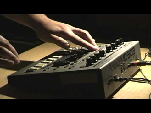 Bran Lanen - Roland MC-303 detroit techno live performance, part 2