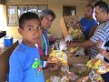 Bolsitas para los ni�os de la Isla