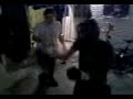 gaston y raro pelean