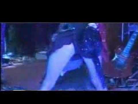 Alejandra guzman beso lesbico screen 1