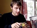 johannes beim kartoffelnschälen