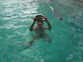 水球選手は１０キロの鉄板を持ったまま立ち泳ぎができます！！