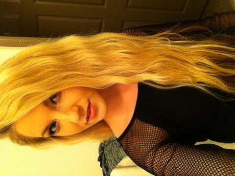 wavy hair - ITS HERE! Sorry this video was so sucky and long. My hair is NOT what it used to be :'( I didn't even like how this turned out, it was frizzy and the curl fe...